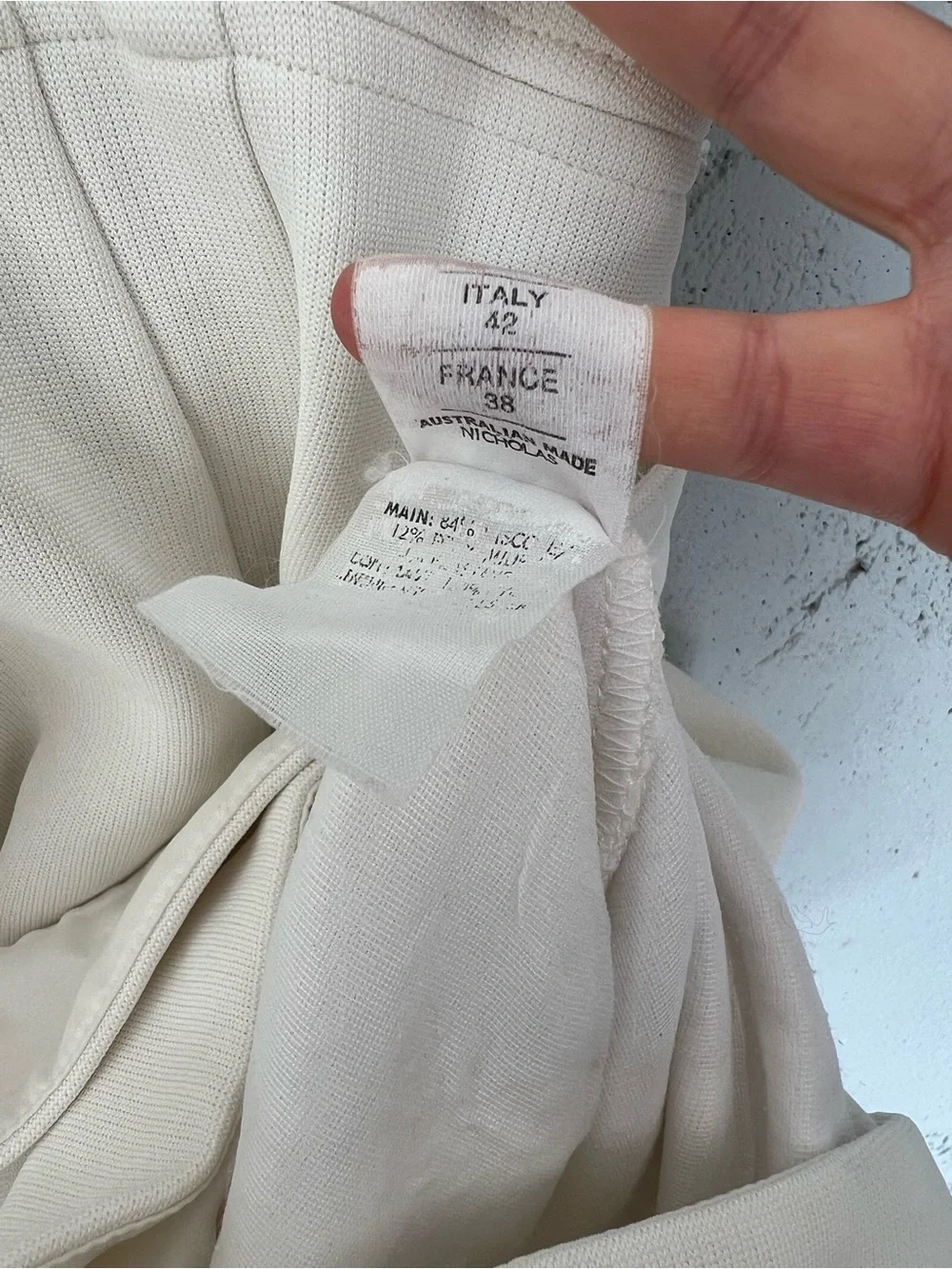 Nicholas Deep V-Neck Mesh Bottom Belted Midi Sheath Dress White Size 6 Cocktail